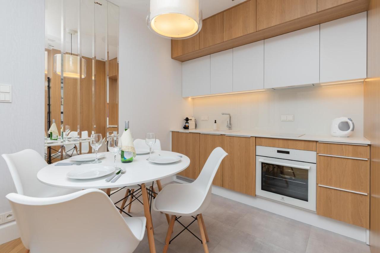 Mennica Residence - City Center Apartments By Noclegi Renters Varsovia Exterior foto